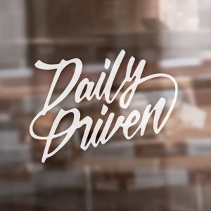Aufkleber "Daily Driven"